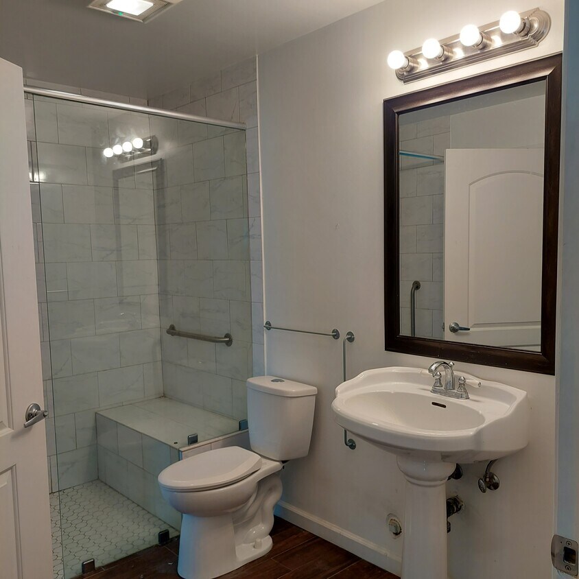 3317 Bagley Ave Unit 6, Los Angeles, CA 90034 Apartments in Los