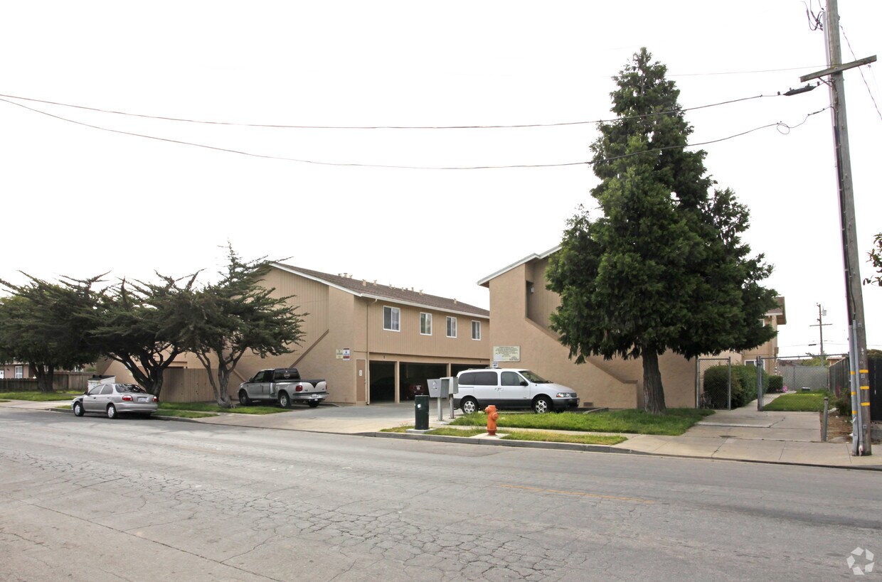 Foto del edificio - 1030 Rider Ave