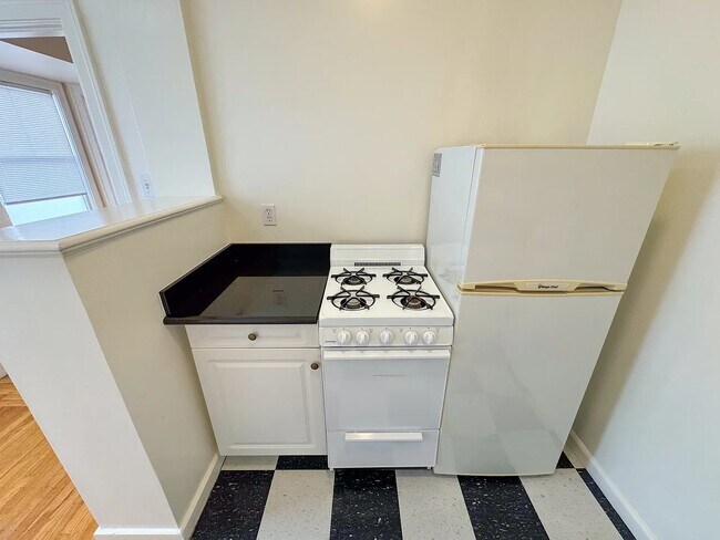 Foto del edificio - 2495 Sutter St