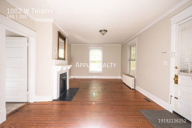 Building Photo - 1002 W Trinity Ave