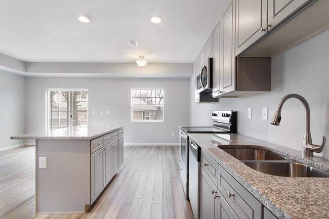 Foto del edificio - Lovely 3 bed/2.5 bath 1 car garage