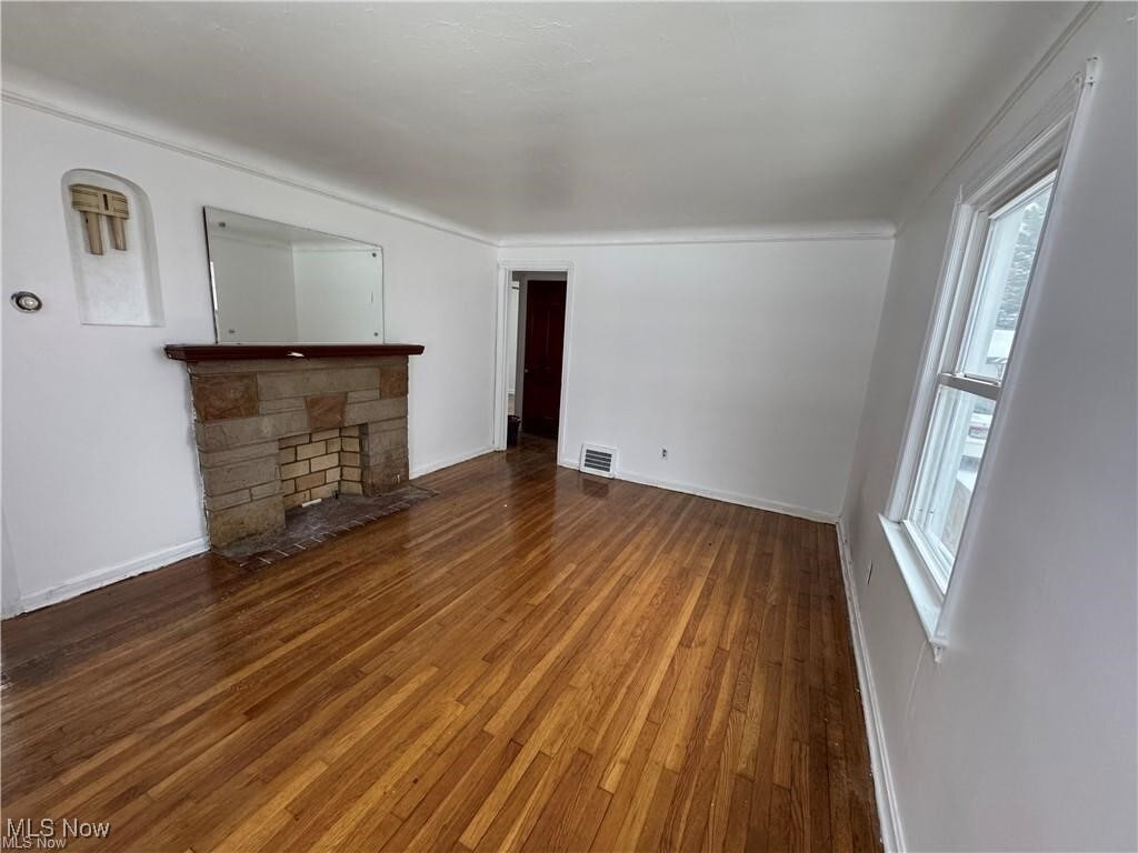 3678 W 140th St Cleveland, OH 44111 – photo 4