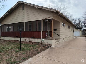 Building Photo - 1023 N Coolidge Ave
