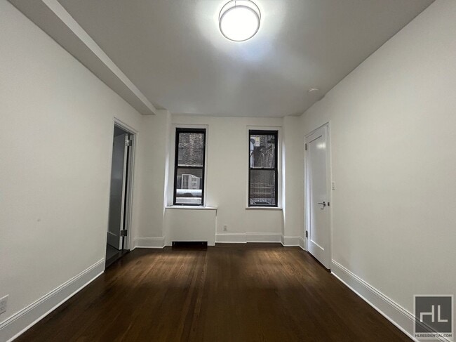 Foto del edificio - EAST 46 STREET