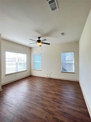 Foto del edificio - 214 Lasso Cir