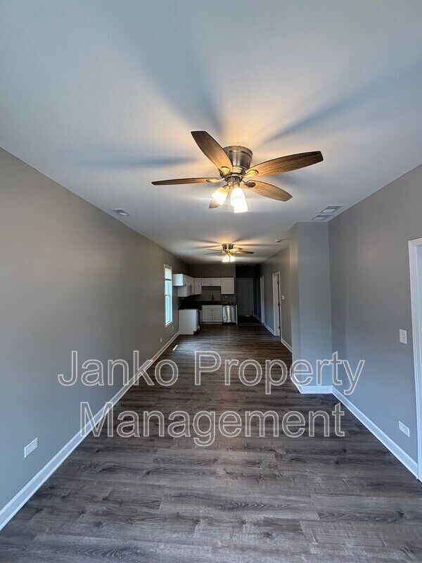Foto del edificio - 7152 S Greenwood Ave