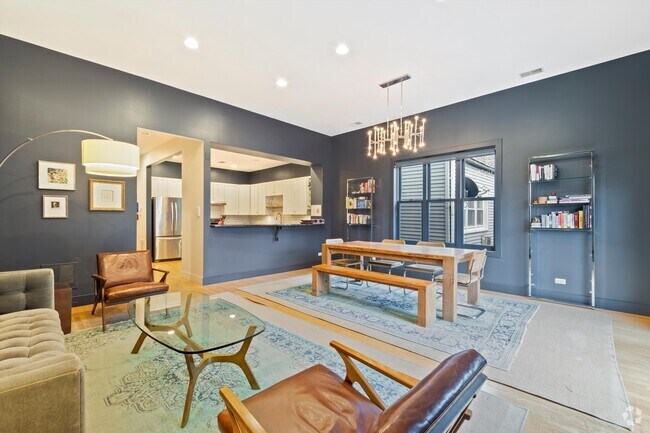 Building Photo - 4532 N Damen Ave