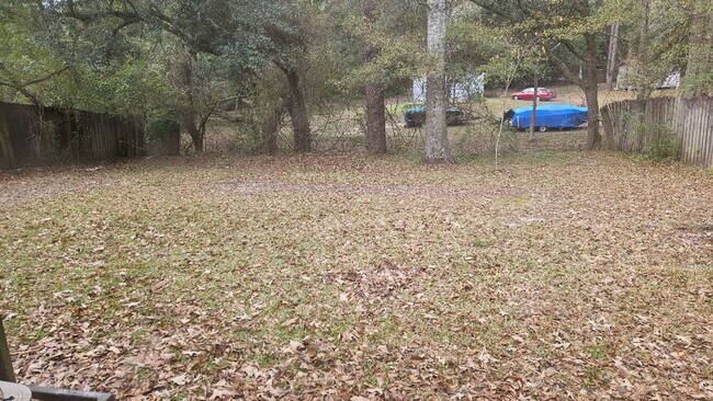 Foto del edificio - 3 bed 1 bath