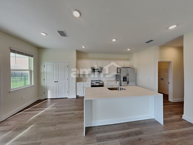Foto del edificio - 6005 Sycamore Pl St