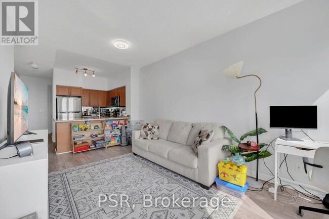 Building Photo - 388-2388 Prince of Wales Dr