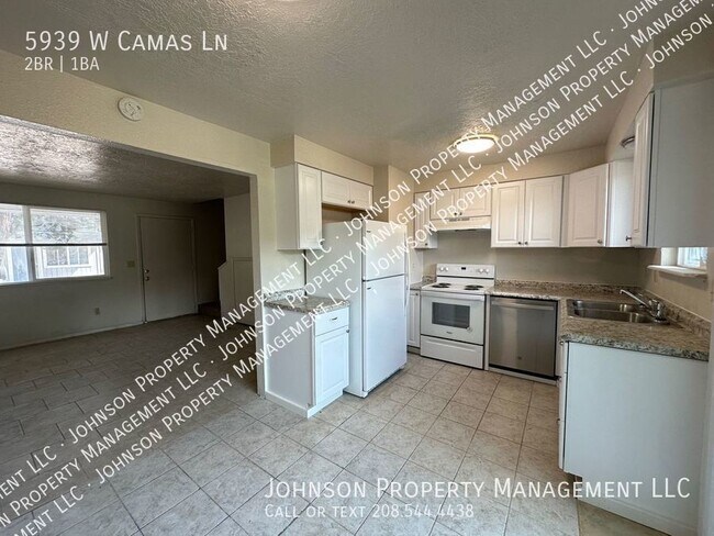 Foto del edificio - Camas Lane Apartments offer affordability ...