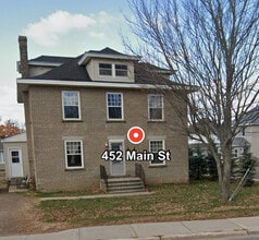 Building Photo - 452 Main St