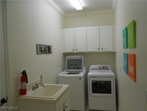 Building Photo - 28628 Derry Ct