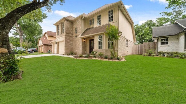 Foto del edificio - 1504 Regency Ct