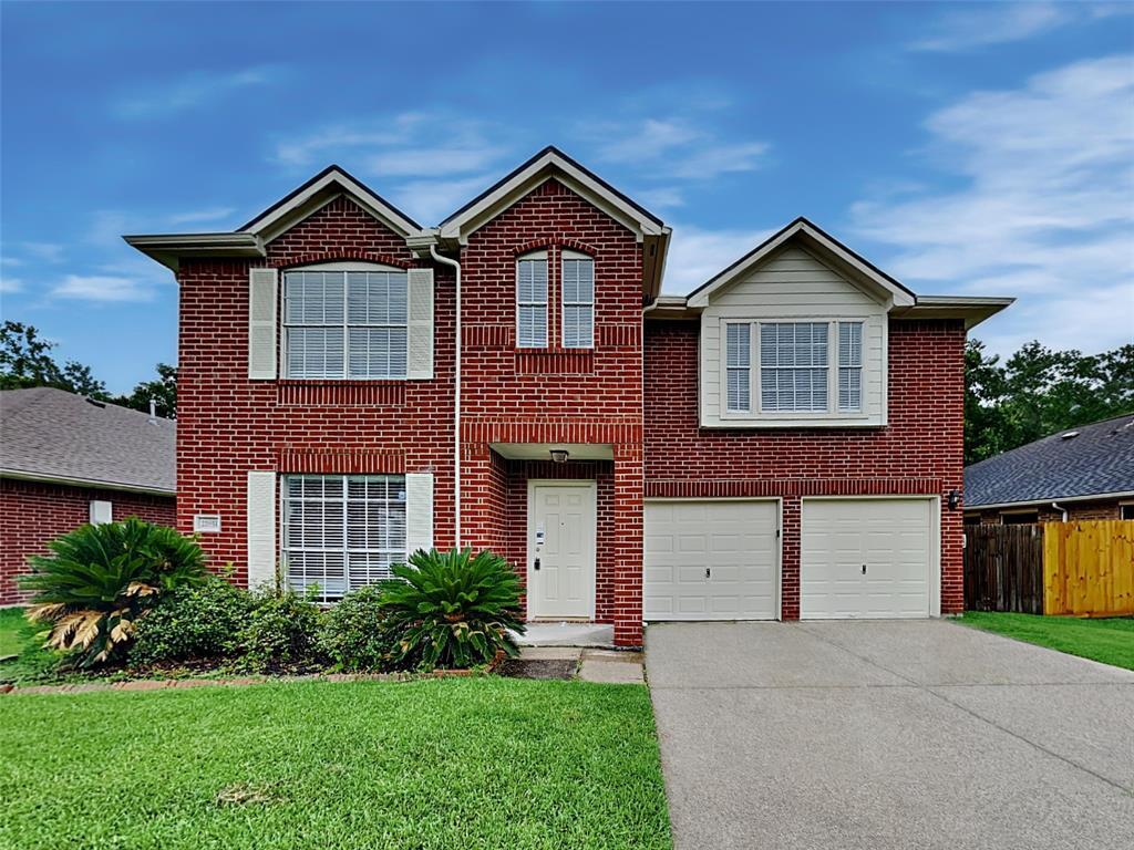 Foto principal - 21851 Whispering Forest Dr