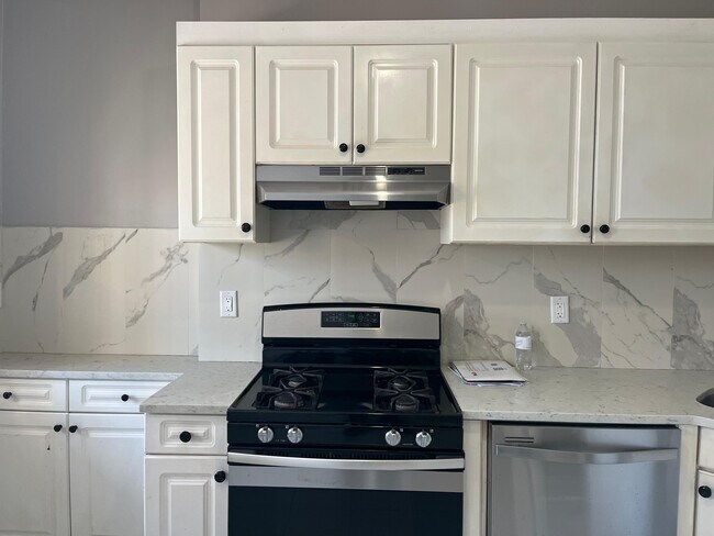 Foto del edificio - 426 Kennedy Blvd