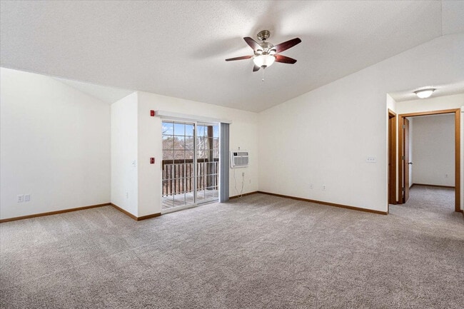 Foto del edificio - Woodland Park Apartments
