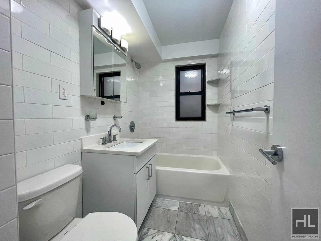 Primary Photo - EAST 56 STREET