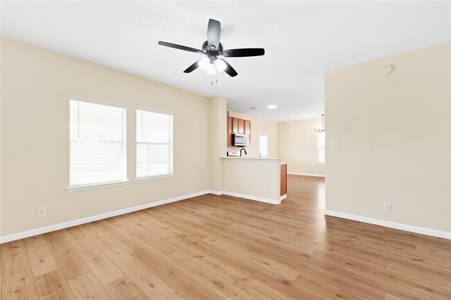 Foto del edificio - 3331 Clayton Terrace Dr