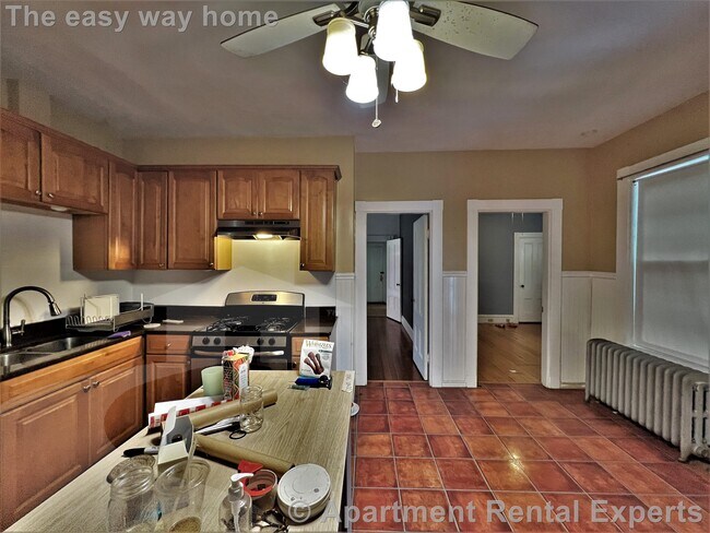 Photo - 25 Sargent St Unit #1 Apartment