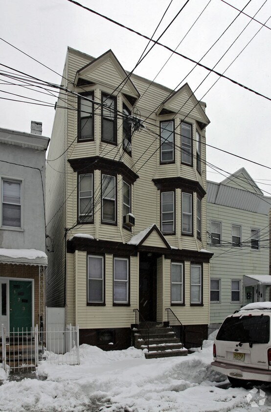 Foto principal - 175 South St