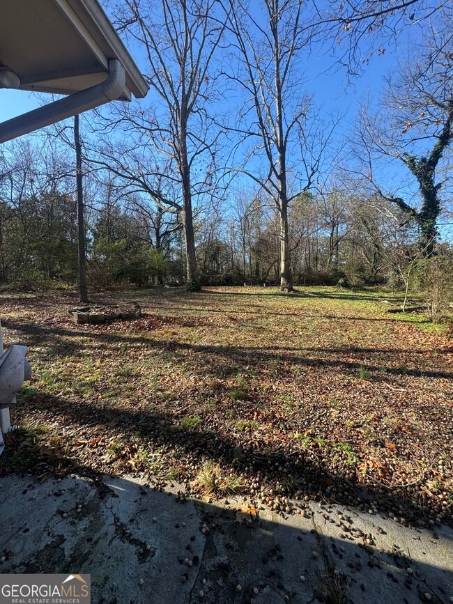 Foto del edificio - 5205 Heather Ln