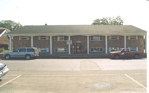 Building Photo - Manitou Apartments