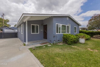 Building Photo - 427 N Walnuthaven Dr