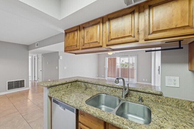 Foto del edificio - 540 N May