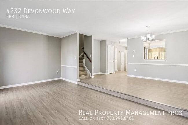 Foto del edificio - 4232 Devonwood Way