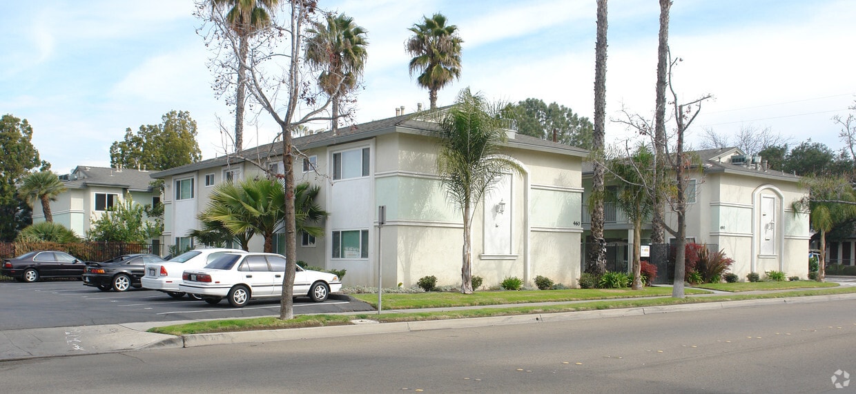 Building Photo - 255 Avocado Ave