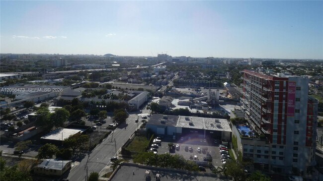 Foto del edificio - 1600 NE 1st Ave