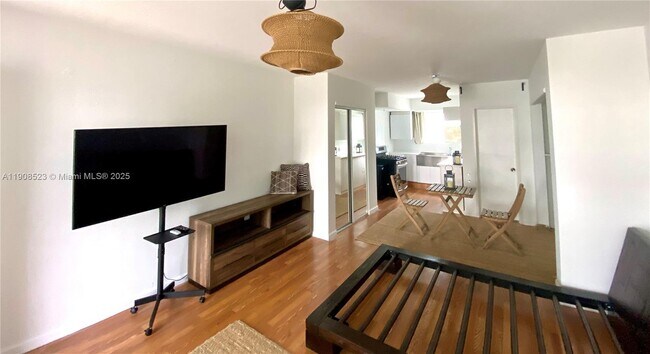 Foto del edificio - 158 Ocean Dr