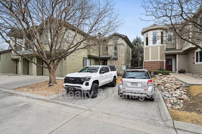 Foto del edificio - 12923 Grant Cir E