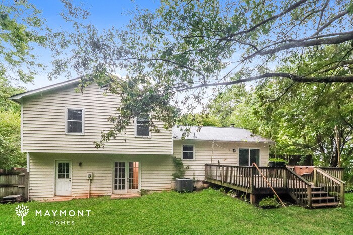 Building Photo - 1747 Wingard Dr