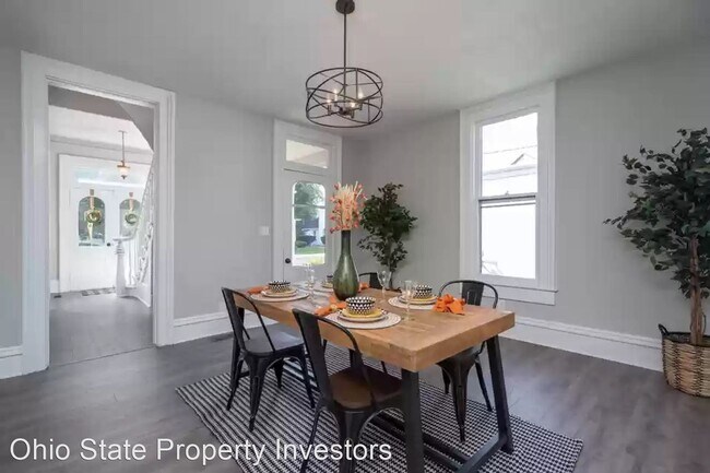 Foto del edificio - 3 br, 2.5 bath House - 125 E HIgh