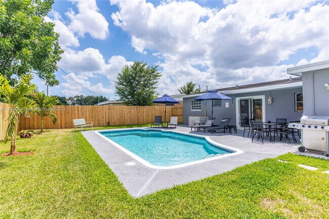 Foto del edificio - 7681 Sheridan St