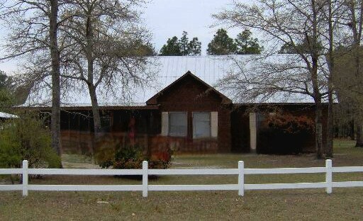Foto principal - 346 Railroad Ave