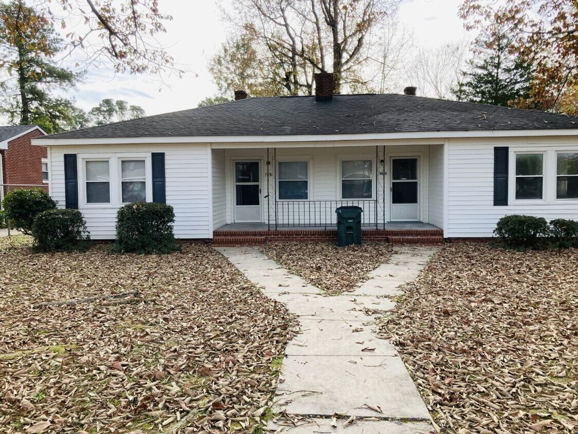 Primary Photo - 1012 W Lenoir Ave