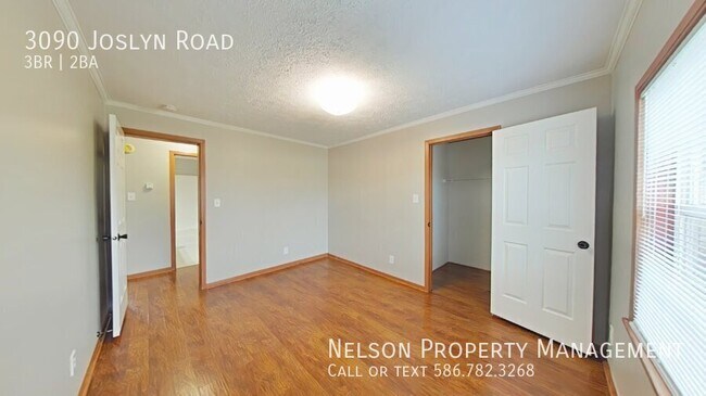 Foto del edificio - 3090 Joslyn Rd