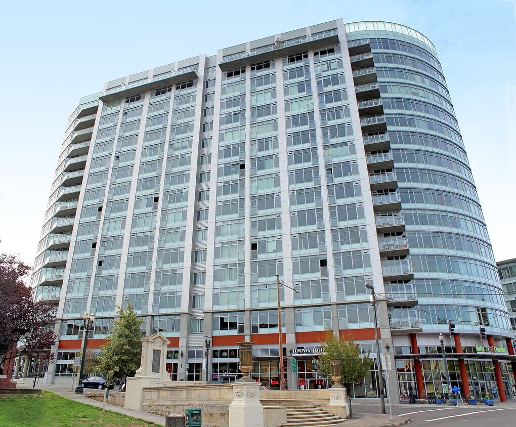 Primary Photo - View! Parking! Sleek Modern Studio Condo o...