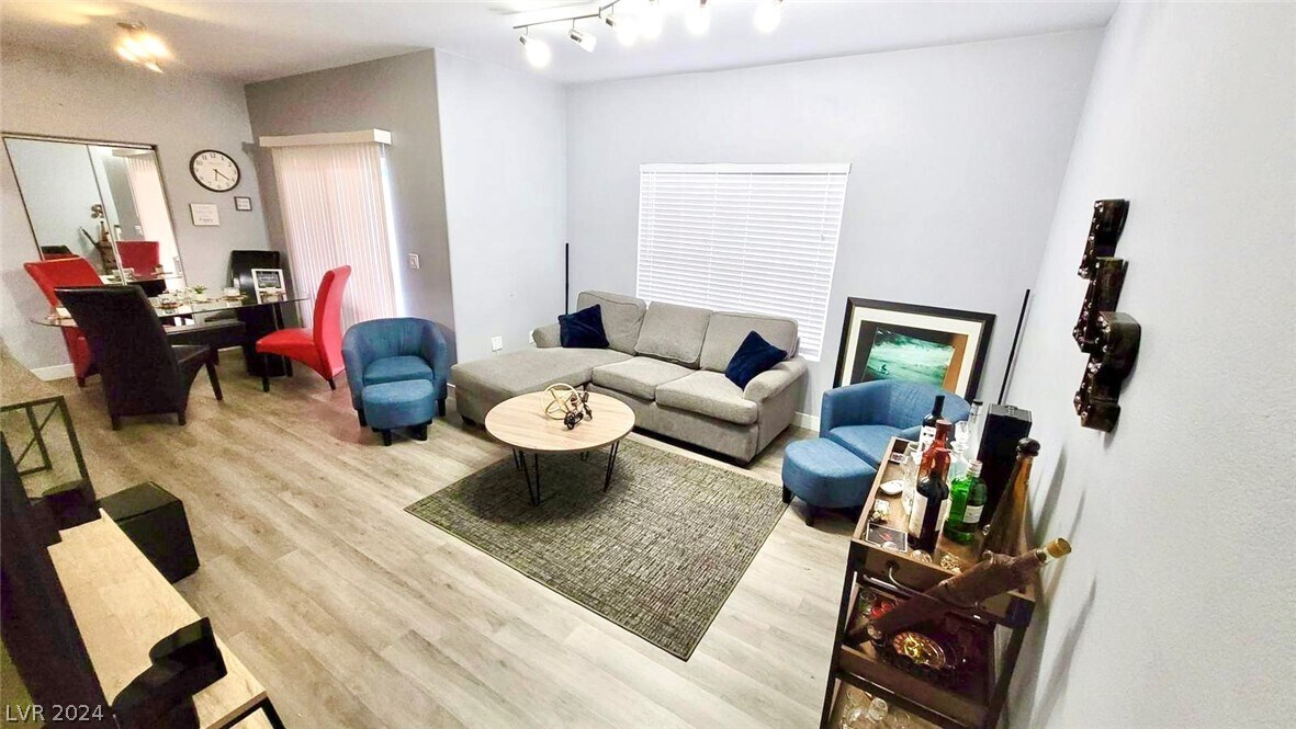 Primary Photo - 7255 W Sunset Rd