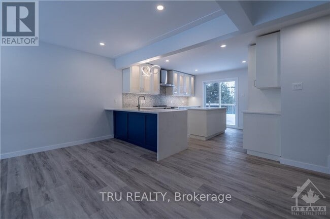 Building Photo - 759 Adams Ave