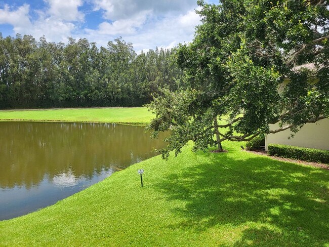 Foto del edificio - Welcome to Vista Plantations! An Independe...