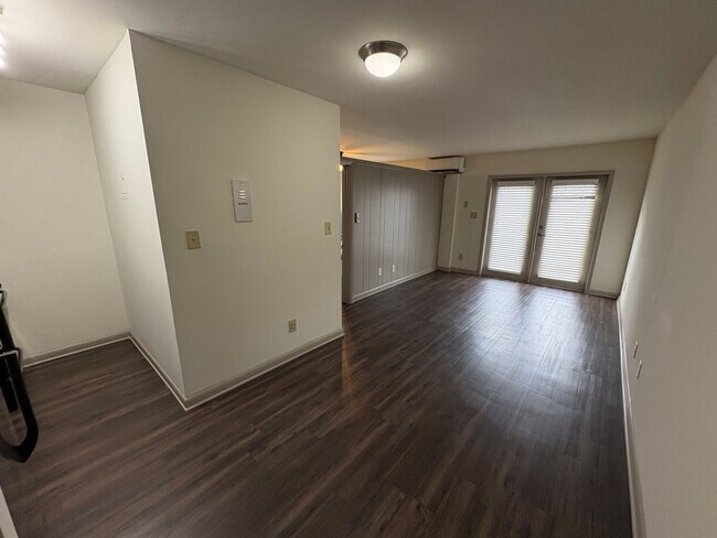 Foto del edificio - 421 West