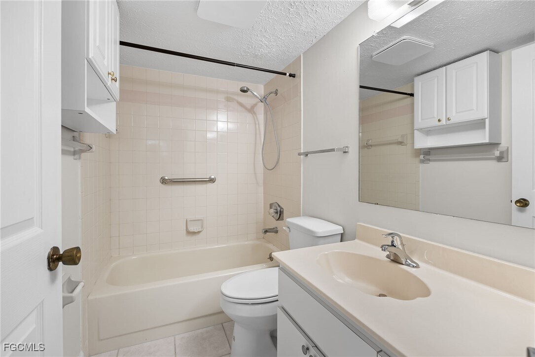 Primary Photo - 4019 SE 20th Pl