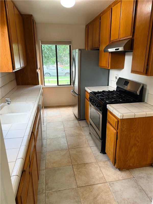 Building Photo - 18424 Calvert St