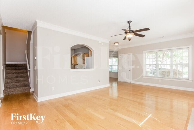 Foto del edificio - 15824 Robins Way