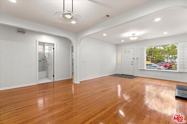 Foto del edificio - 2126 Selby Ave
