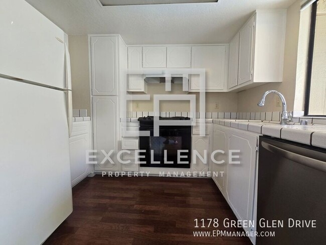 Building Photo - 1178 Green Glen Dr
